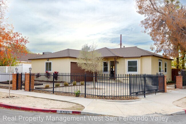 Building Photo - 2 br, 1 bath House - 8485 Rincon ave