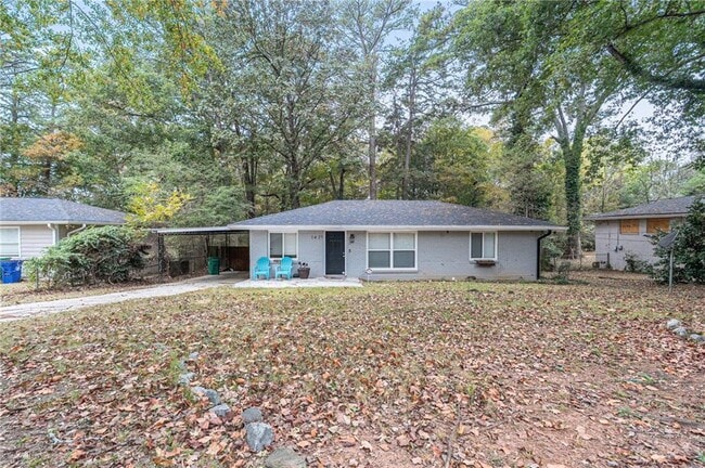 Building Photo - 1427 Dennis Dr