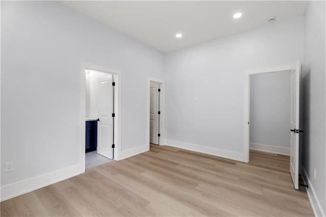Foto del edificio - 405 E 1st St