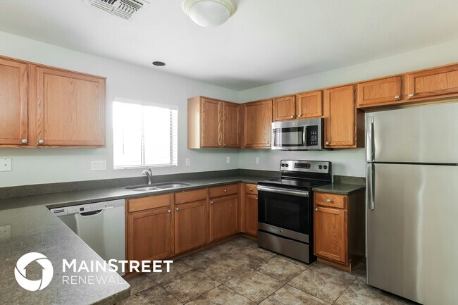 Foto del edificio - 12330 W Valentine Ave