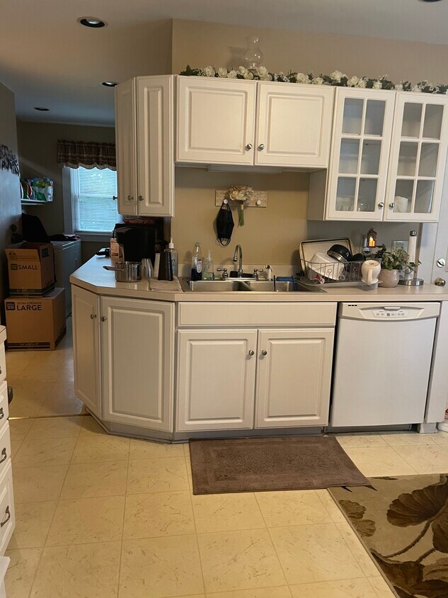 773 Main St Unit 1, Clinton, MA 01510 Apartments in Clinton, MA