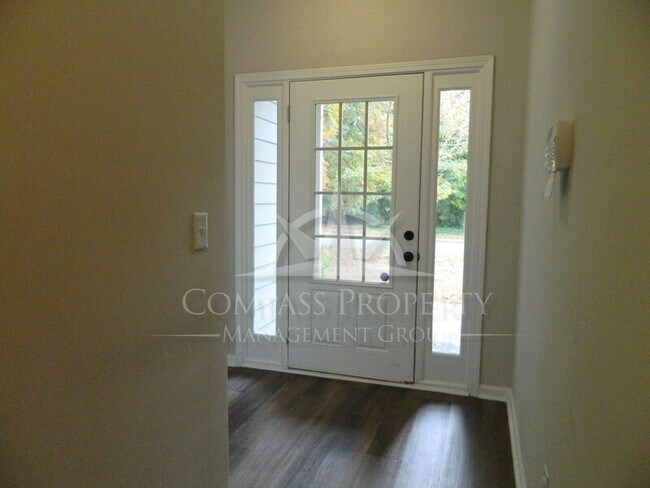 Building Photo - 1456 Starling Ct