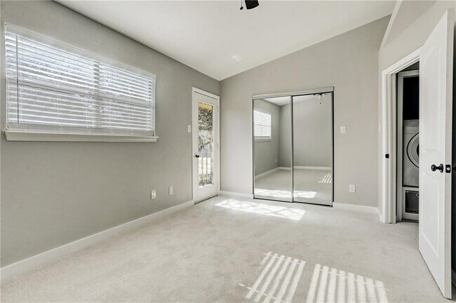 Foto del edificio - 1810 River Crossing Cir