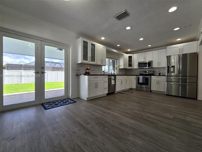 Foto del edificio - 9591 SW 52nd Terrace