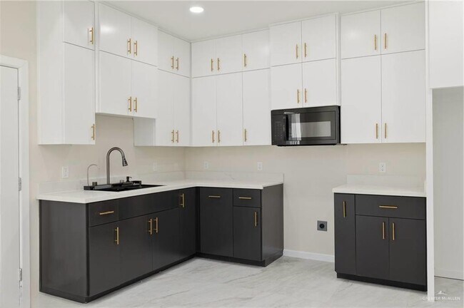 Foto del edificio - 11 Skyview St