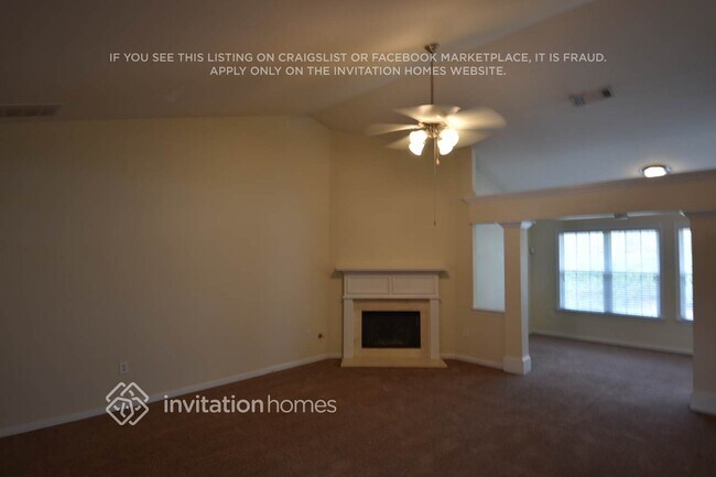 Building Photo - 1320 Martins Down Dr SE