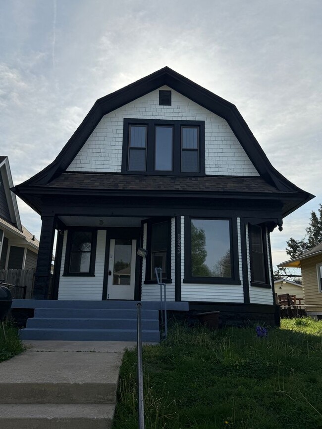 Building Photo - 2933 Winthrop Ave