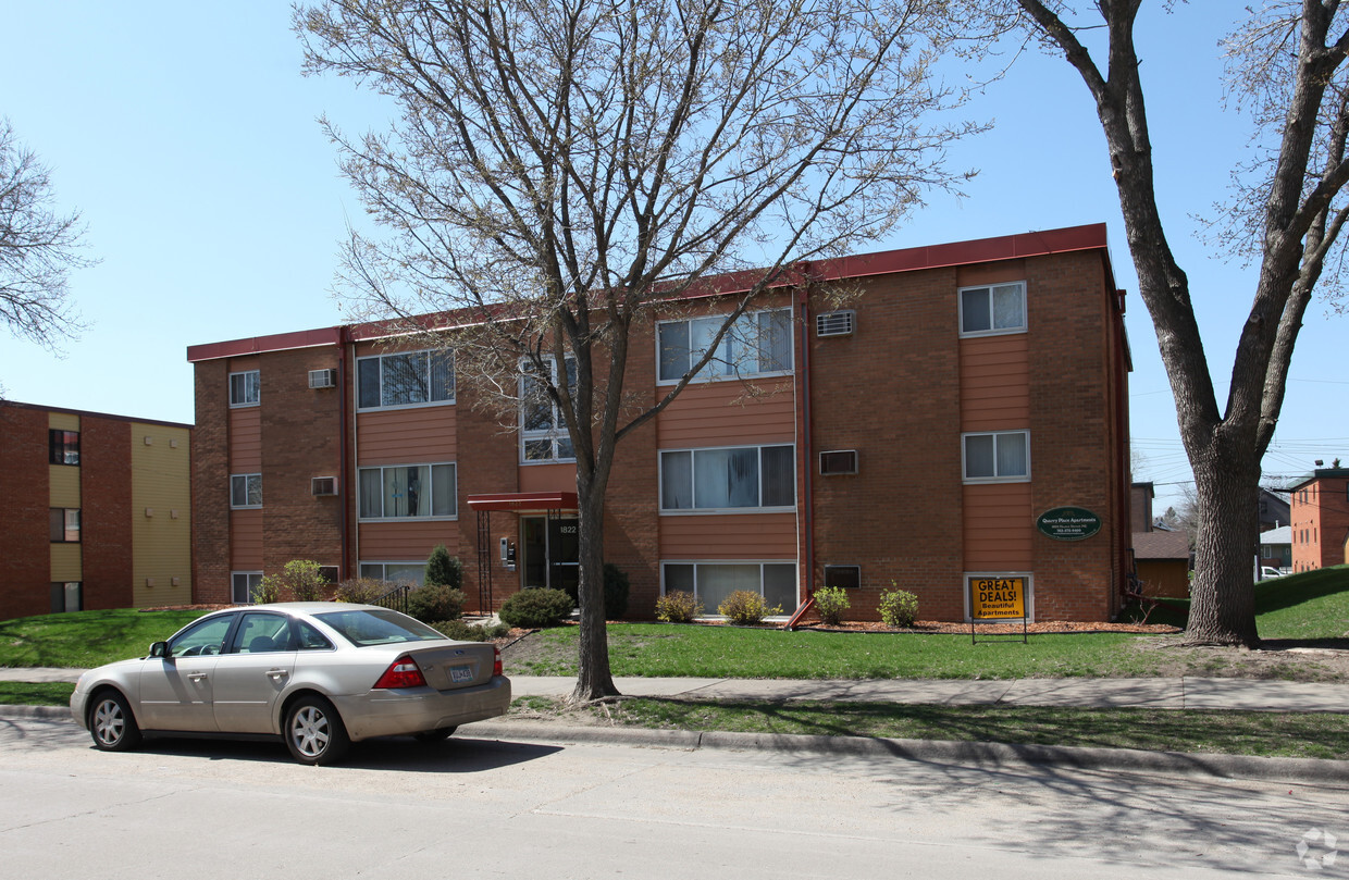 Building Photo - Quarry Place Apts
