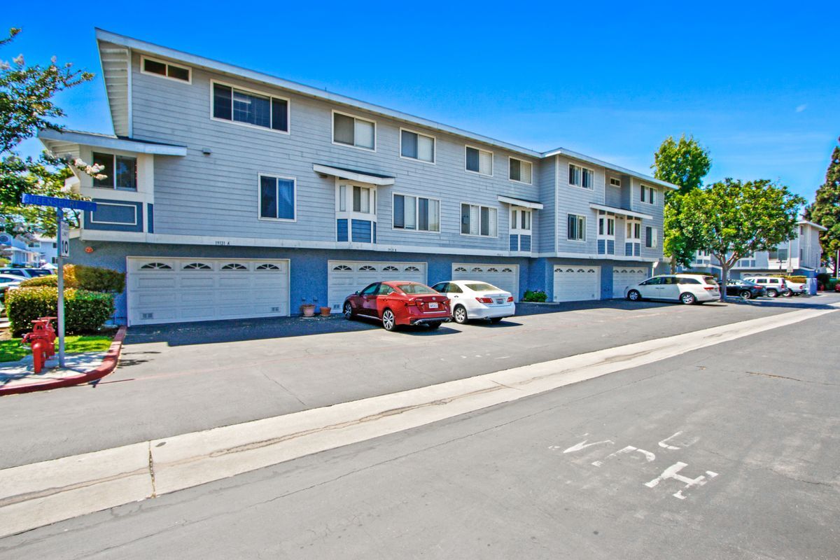 Foto del edificio - 19121 Queensport Ln