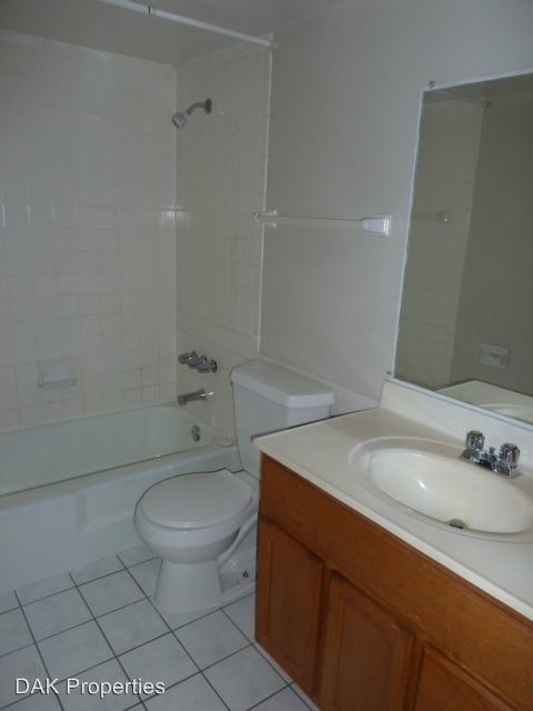 Foto del edificio - N113-W15511 Francese Dr