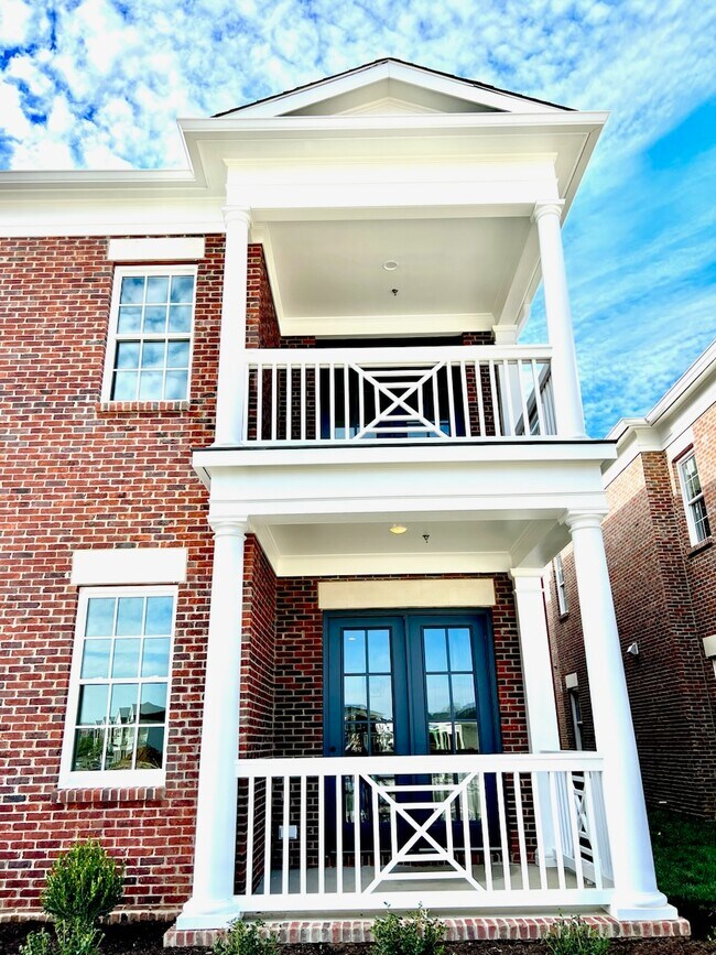 Building Photo - 12085 River Beauty Loop