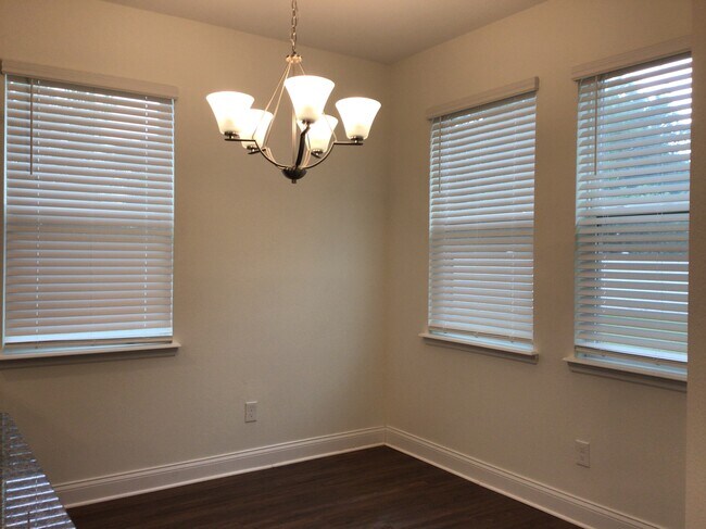 Foto del edificio - 1415 Celery Palm Cove