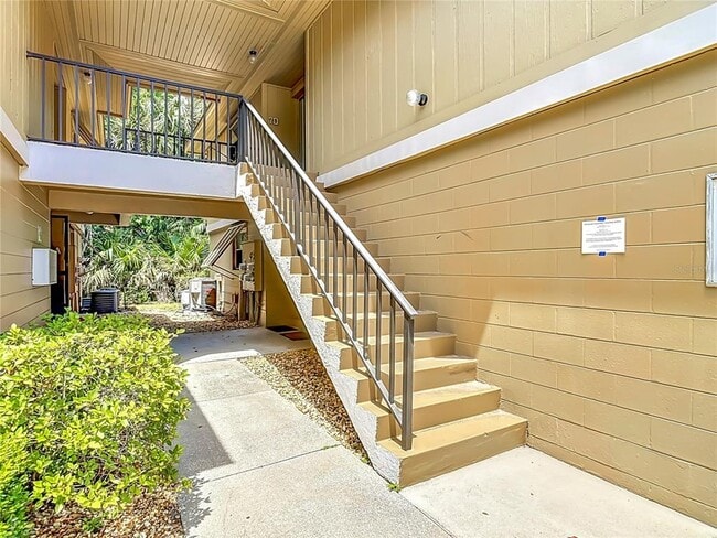Foto del edificio - 110 Cypress Woods Ct