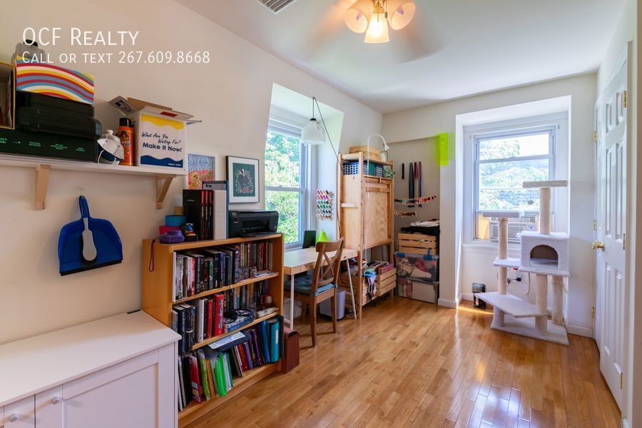 Primary Photo - 4813 Walton Ave