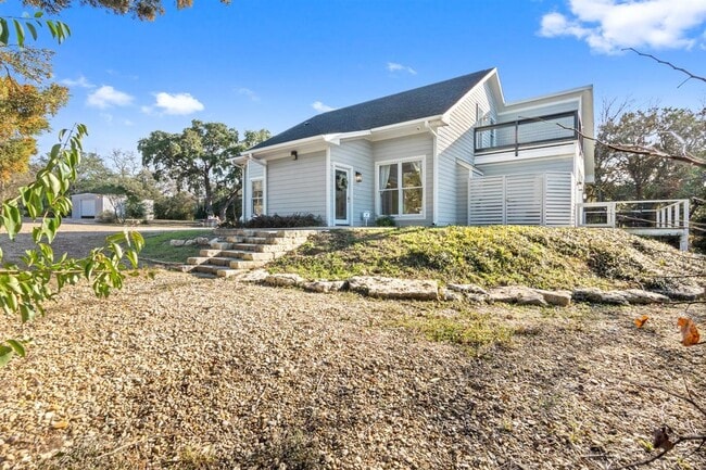Building Photo - 506 Centex Sportsman Rd
