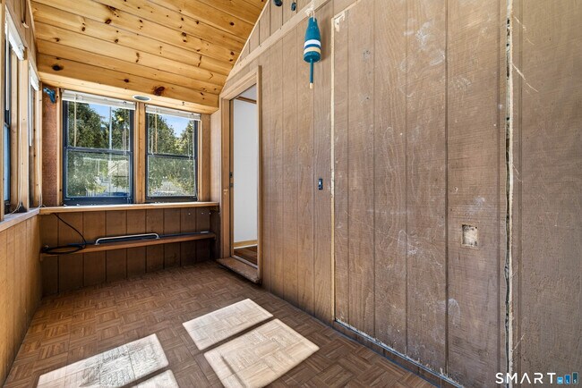 Foto del edificio - 12 Pine St