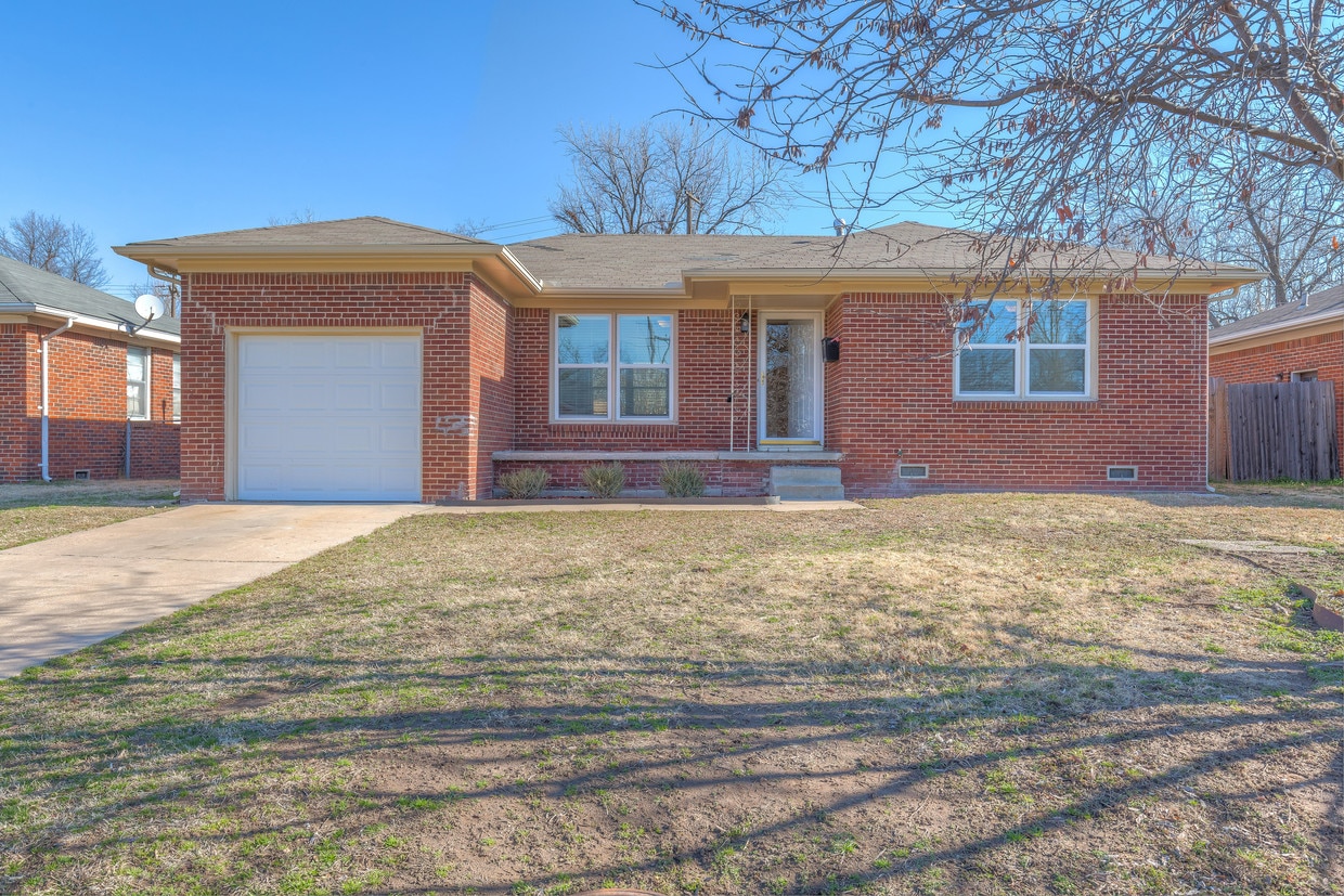 10619 E 3rd St, Tulsa, OK 74128 House Rental in Tulsa, OK