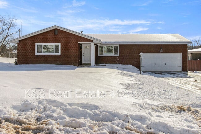 Building Photo - 1020 Grove St