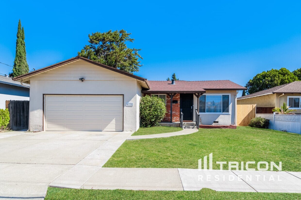Foto principal - 4332 Delta Fair Blvd