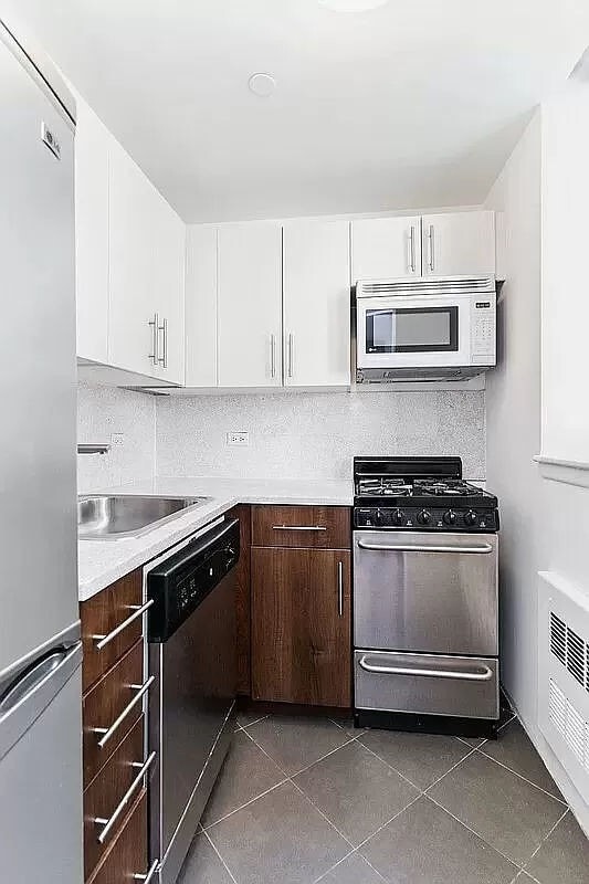 Foto del edificio - 30 W 18th St