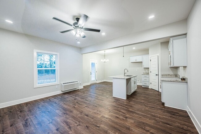 Foto del edificio - 809/811 Rodeo Lane