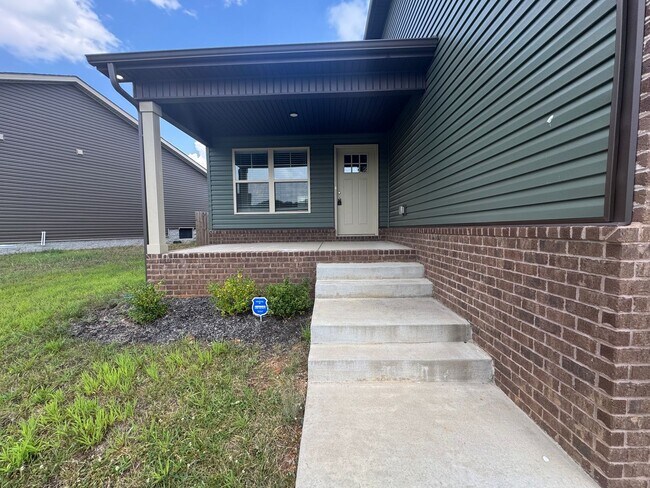 Building Photo - 221 Ardell Dr