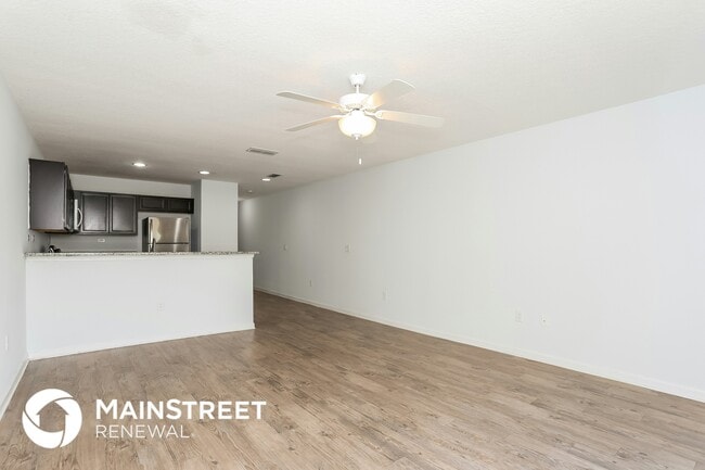 Foto del edificio - 8236 Rigel Rd