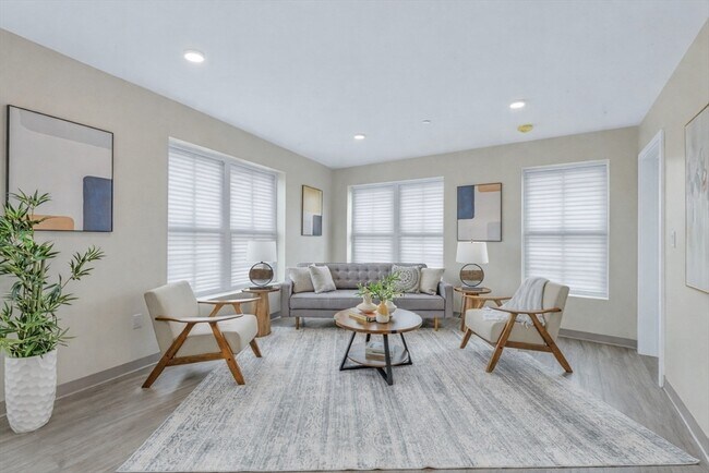 Foto del edificio - 377 Cummins Hwy