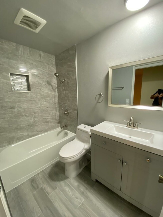 Foto del edificio - 9800 Sepulveda Blvd