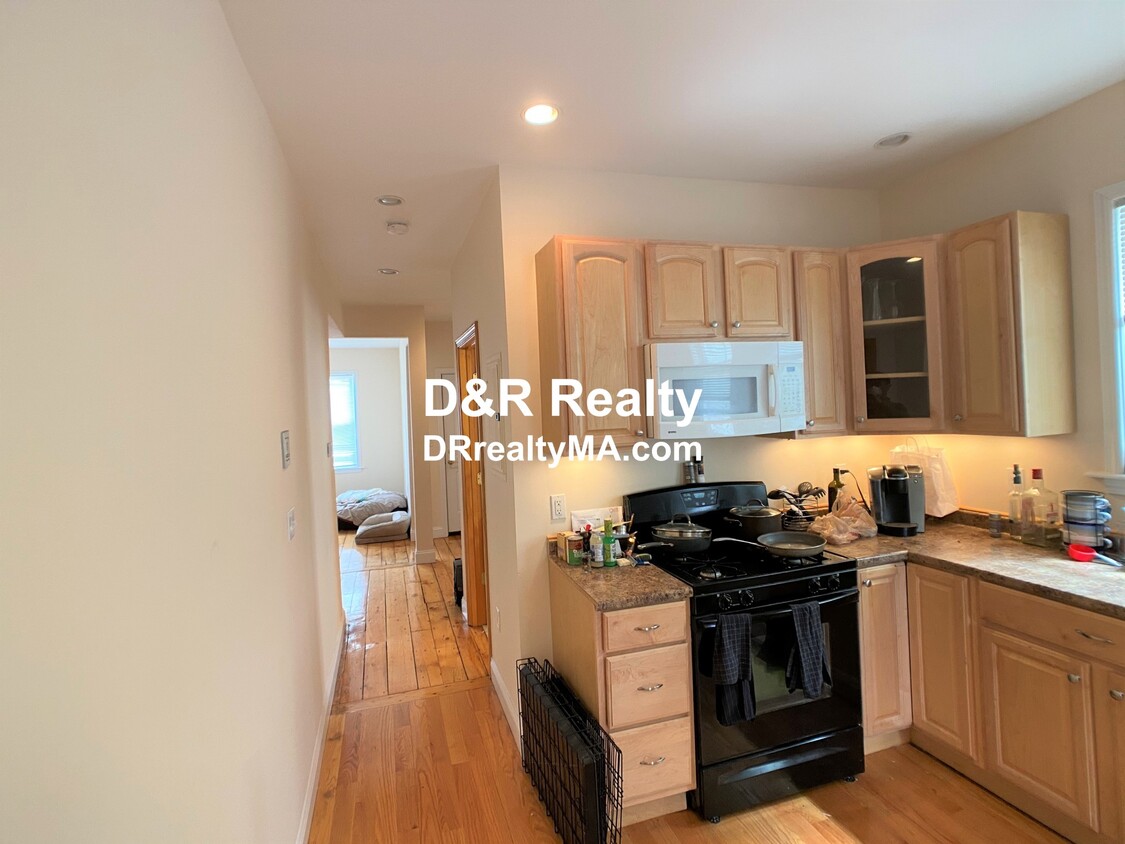 Primary Photo - 6 Radcliffe Rd