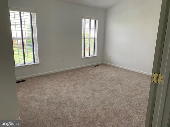 Building Photo - 4850 Marsden Pl