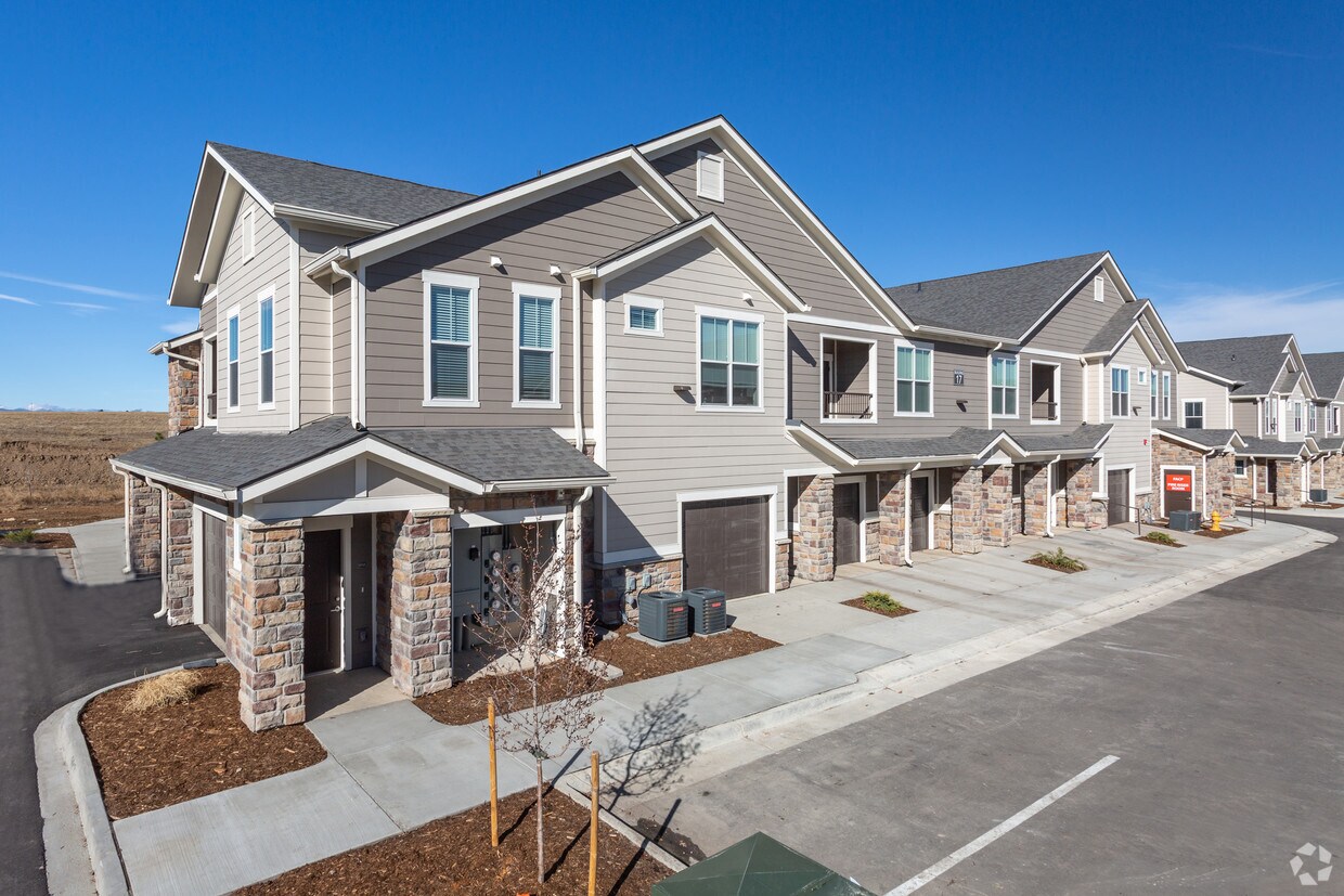 Caliber at Flatirons Apartments in Broomfield, CO