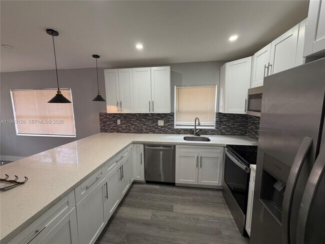 Foto del edificio - 1531 NW 8th Ave