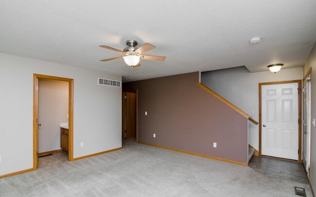 Building Photo - 534 Sicily Ct