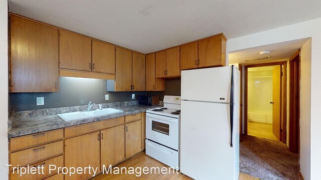 Building Photo - 1 br, 1 bath House - 603 E 13th Street