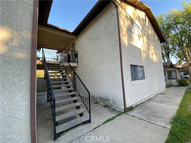 Building Photo - 407 East E Street