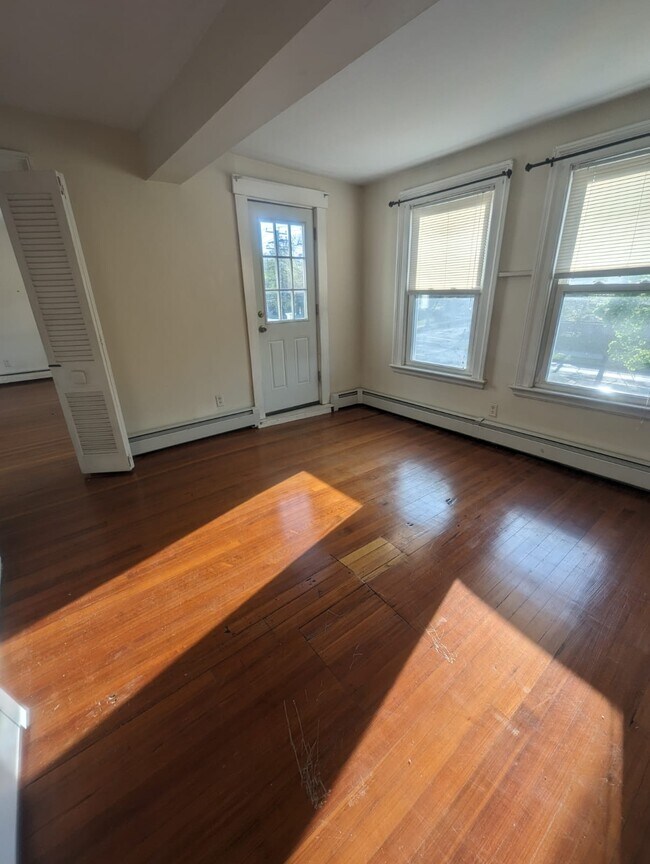 Foto del edificio - 787 Whitney Ave