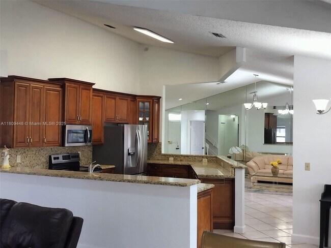Foto del edificio - 10401 NW 18th Dr
