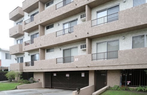 Building Photo - 3671 Glendon Ave