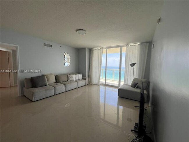 Building Photo - 16699 Collins Ave