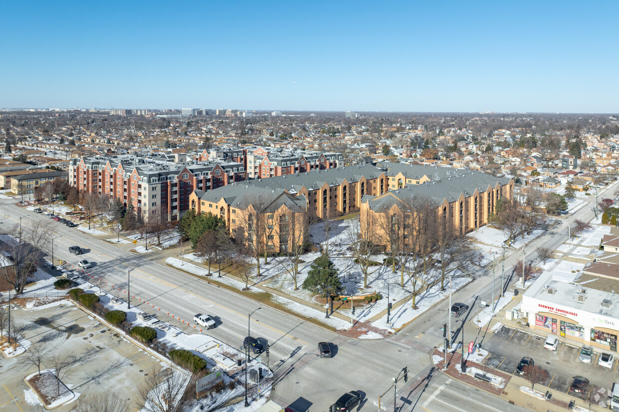 Aerial Photo - Courtyard Of Harwood Heights