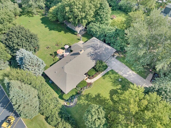 Foto del edificio - 15707 S Rte 59