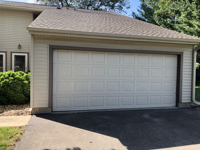 Unit 5 - 1204 S 12th St