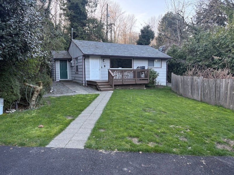 Photo - 12631 34th Ave S (Tukwila, WA)