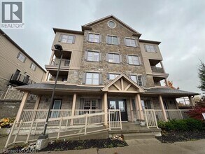Building Photo - 1460 Highland Rd W
