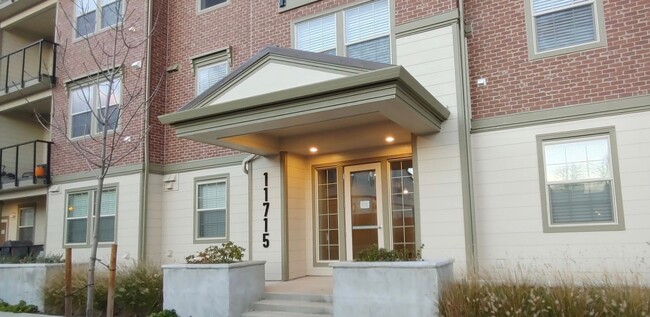 Front of Building - 11715 SW Valencia Ln