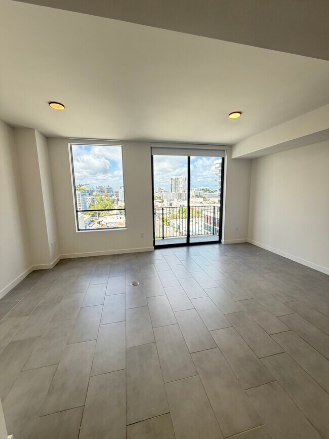 Foto del edificio - 132 NE 22nd St