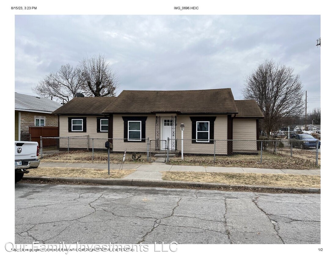 Primary Photo - 2 br, 2 bath House - 2302 E 2nd St S.