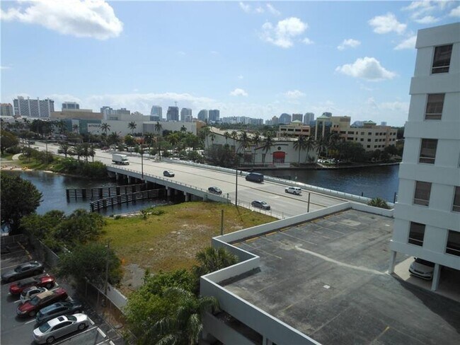 Foto del edificio - 1160 N Federal Hwy