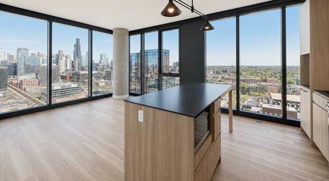 Foto del edificio - 1220 W Carroll Ave